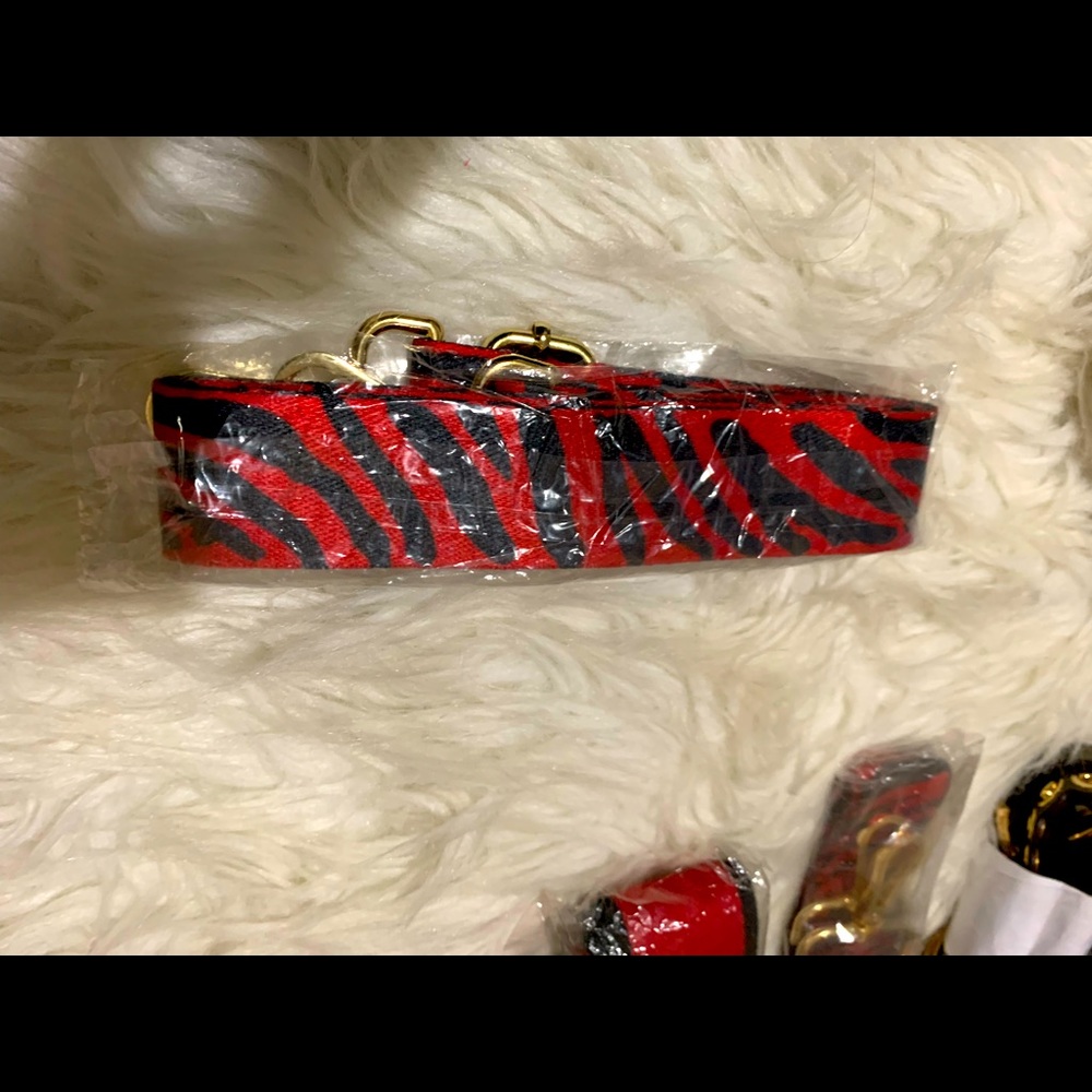 NWOT.  ADJUSTABLE BODY STRAP 1”W x 26”L